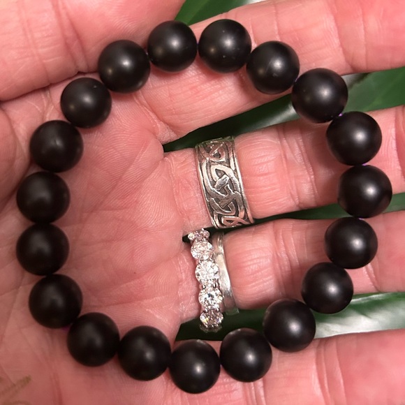 matte BLACK ONYX beaded bracelet for STRENGTH PROTECTION & CONFIDENCE - Picture 2 of 5